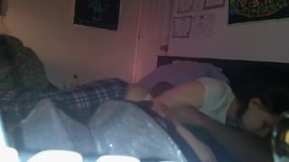 Негр физрук дал за щеку студентке и перед скрытой камерой присунул ей в манду