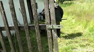 Выебал на улице доярку за деньги